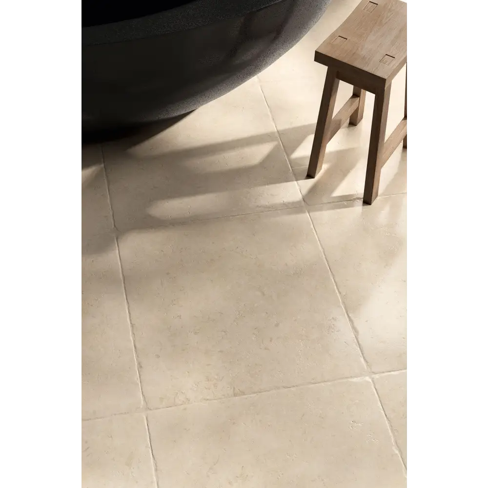 Fliese in Steinoptik Goldenstone 60,4x60,4 Ivory CML JU601R